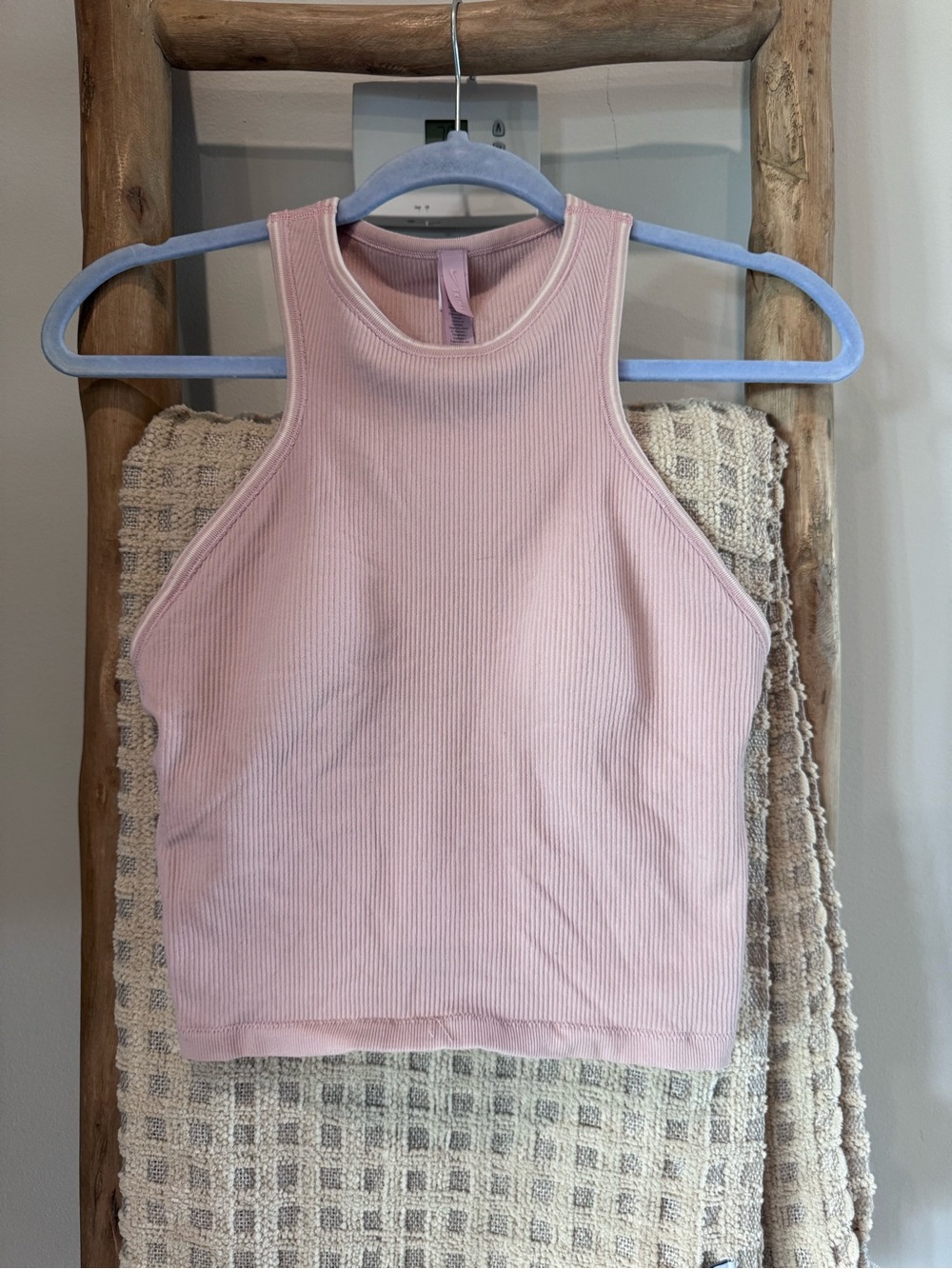 🤍 Nike x SKIMS Ribbed Seamless Racer Front Tank – Himalayan | Size Small